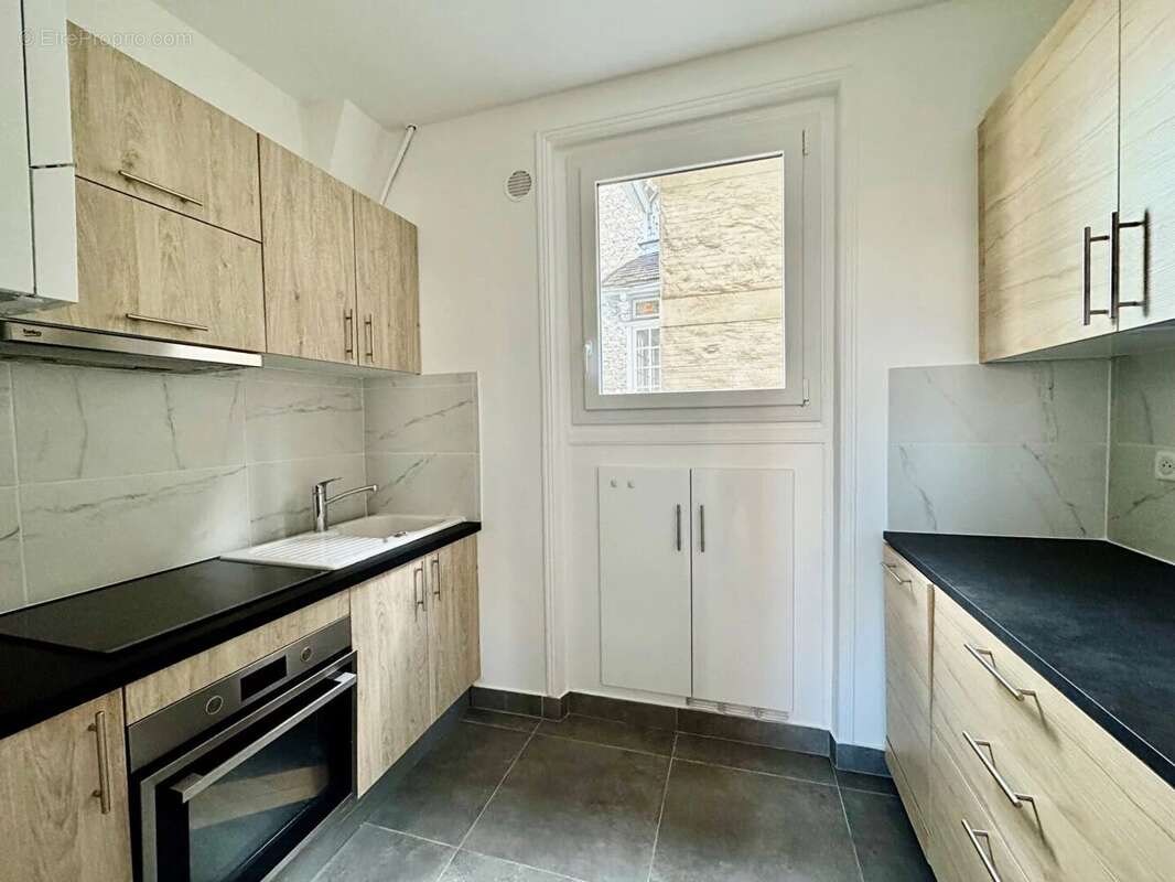 Appartement à COLOMBES