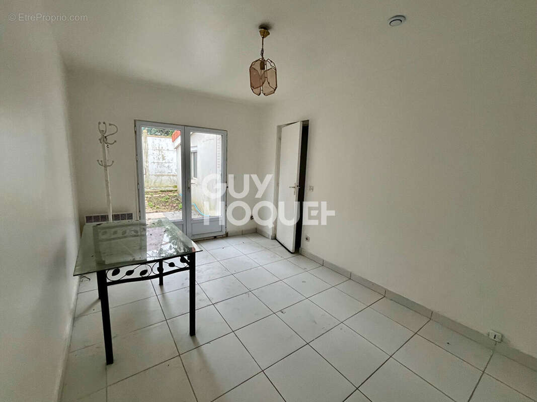 Appartement à FONTENAY-SOUS-BOIS