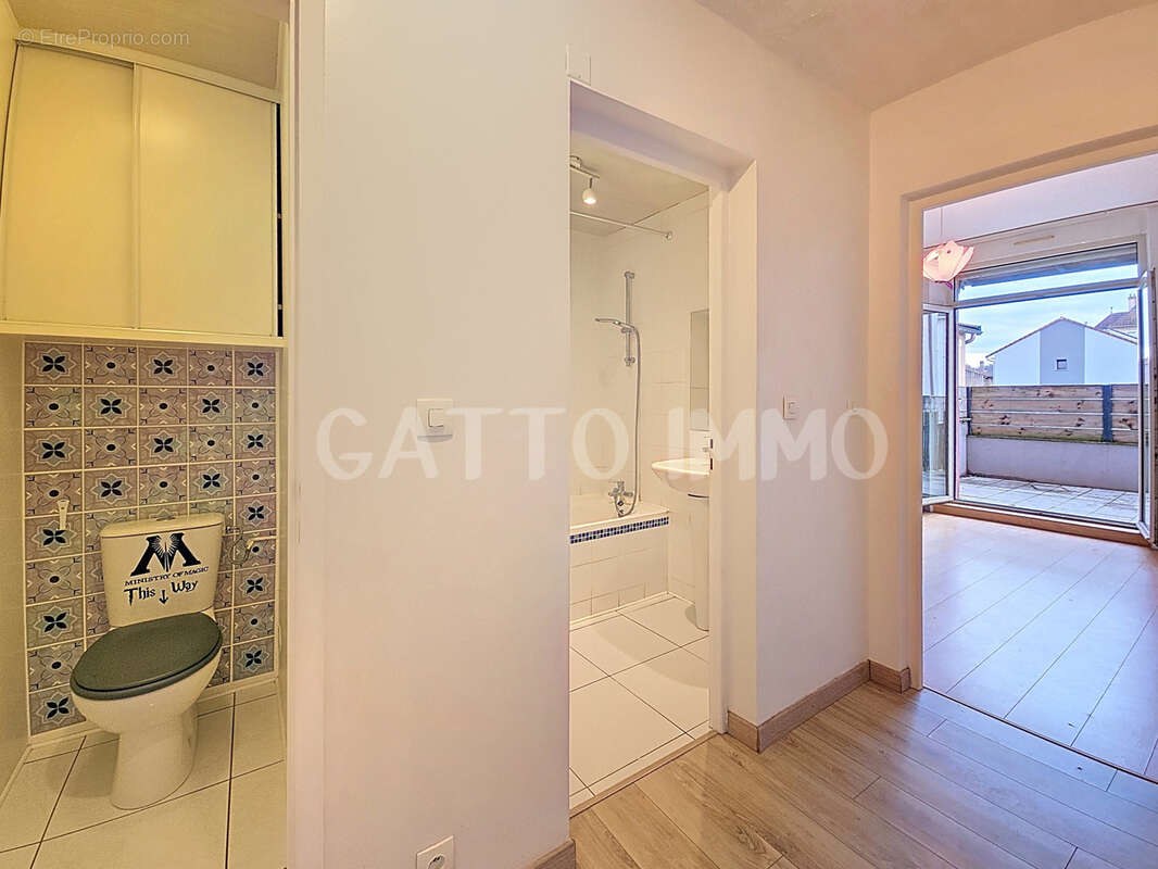 Appartement à AMNEVILLE