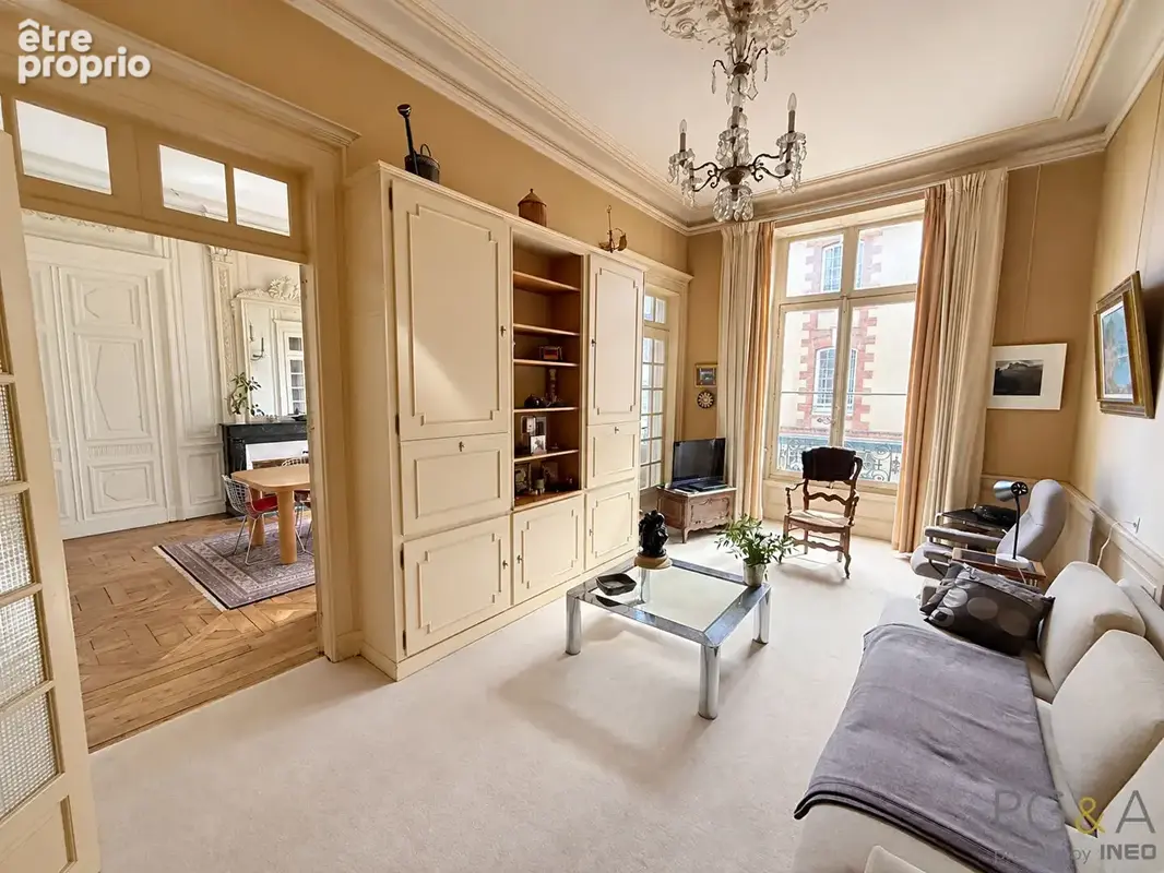 RENNES Les Halles - Appartement T3 de 96m² avec ascenseur - photo 2