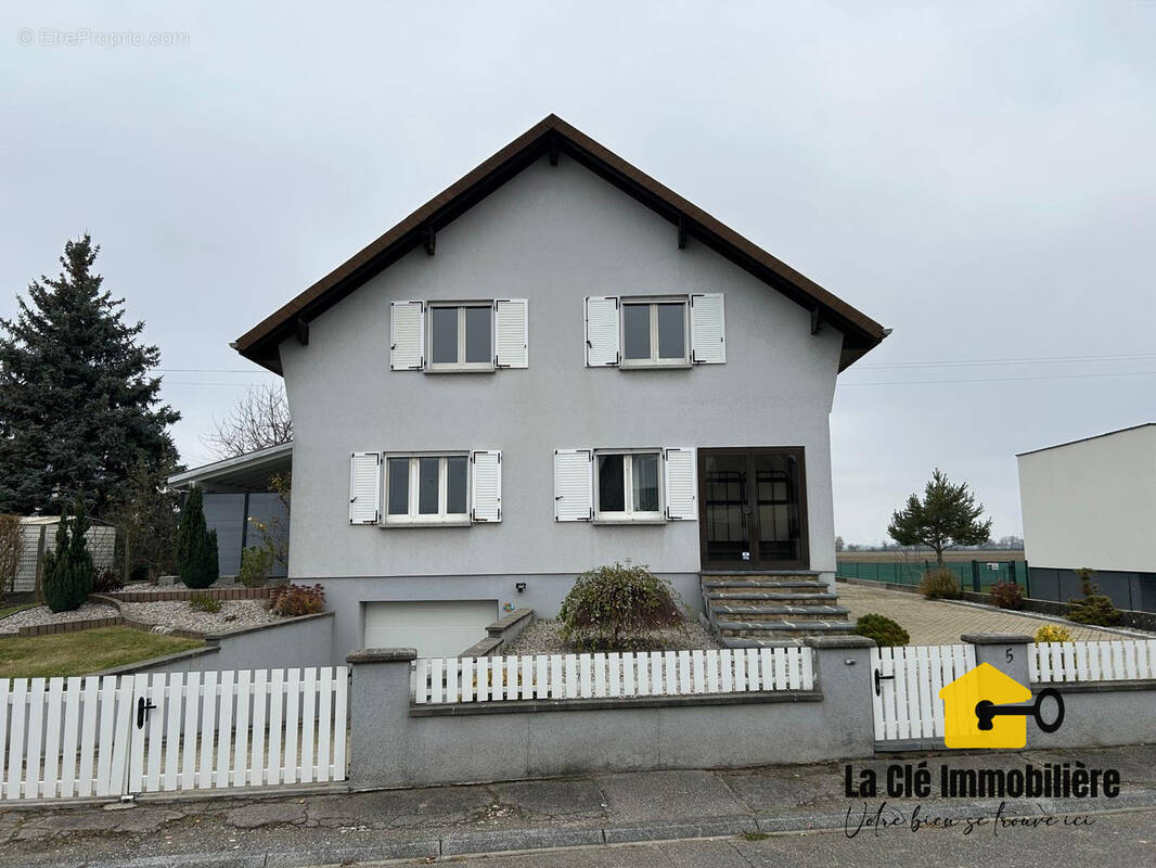 Maison à PETIT-LANDAU