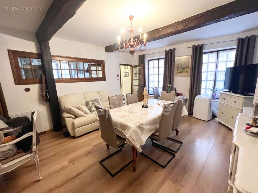 Maison de village 3 pièces à vendre – 68 m² – 2 chambres – Proche Forcalquier et Digne-les-Bains - photo 2