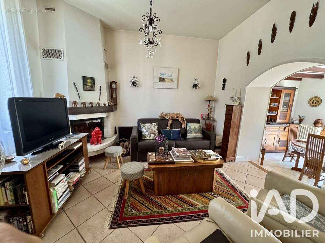Maison 140 m² à Angouleme  - photo 7