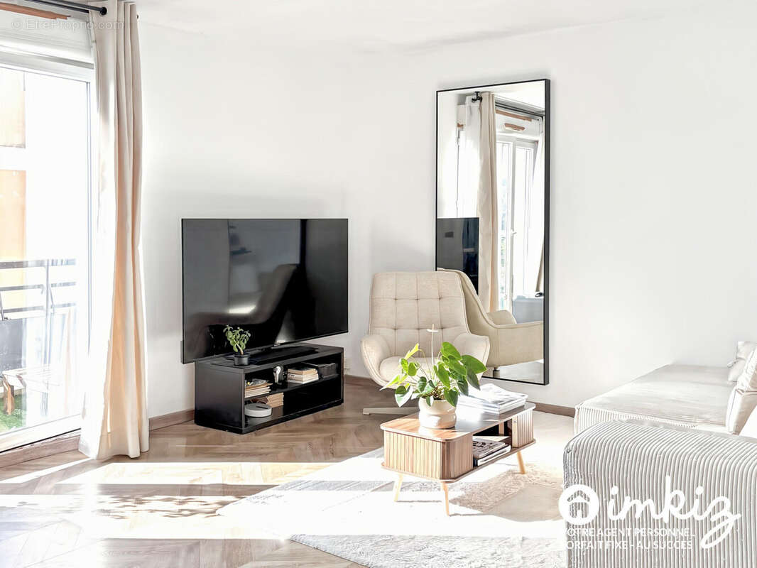 Appartement à COLOMBES