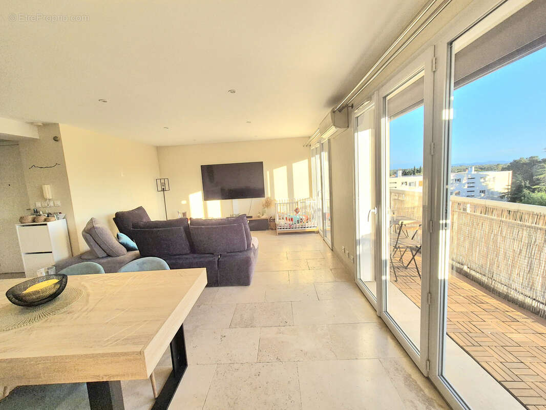 Appartement à HYERES