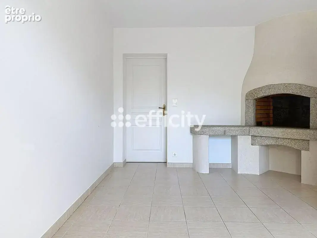 Maison 172 m² à La Seguiniere  - photo 7