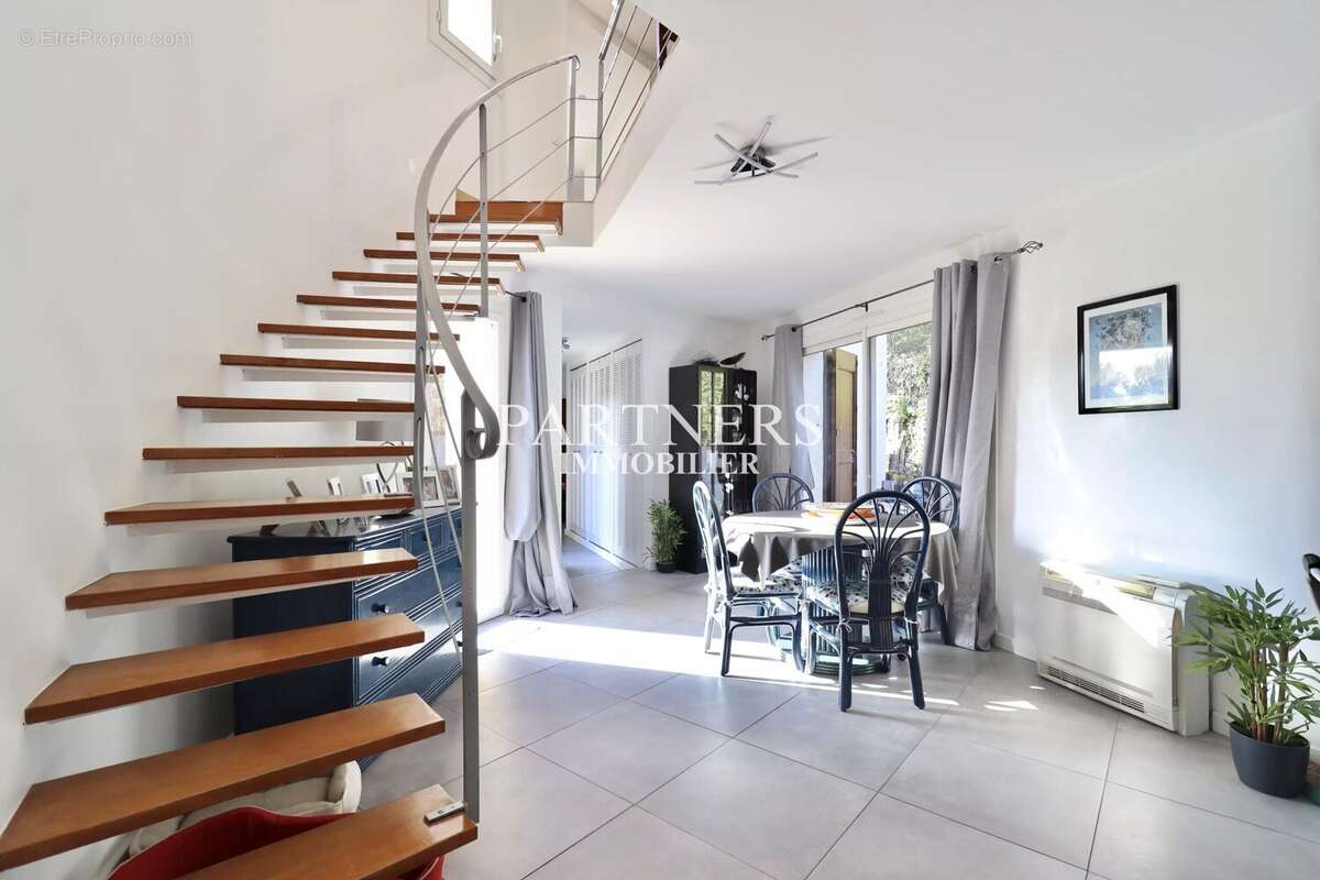 Maison à BOUC-BEL-AIR