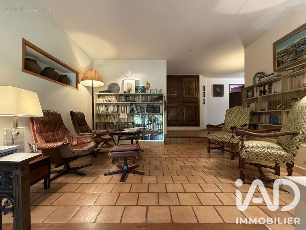 Maison 201 m² à Vaison-La-Romaine  - photo 8
