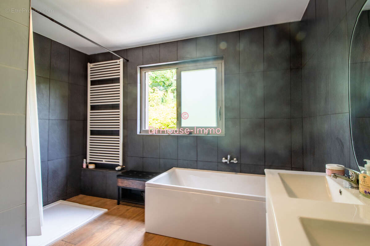 Maison 190 m² à Maule  - photo 36