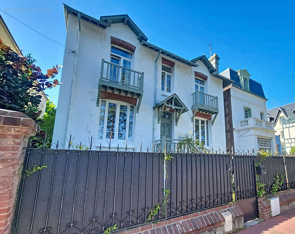 Maison à DEAUVILLE