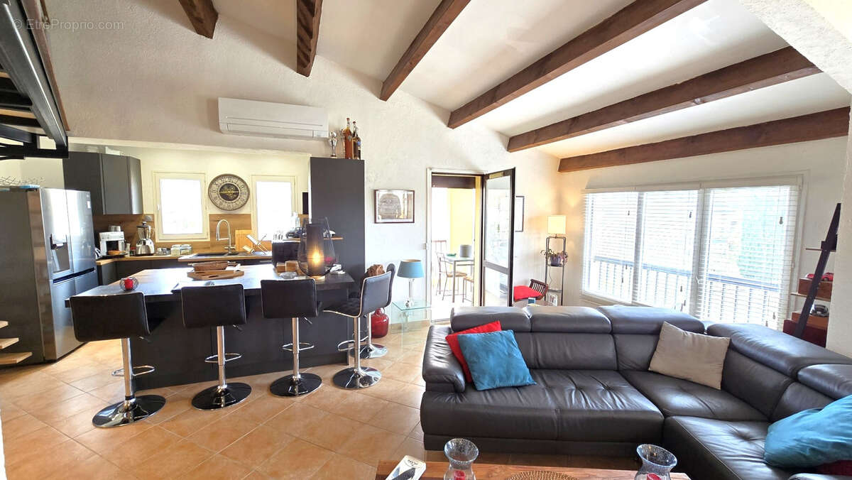 T3 d'exception avec 2 terrasses, vue panoramique - photo 10