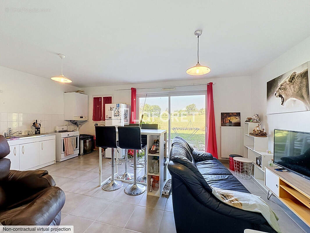 Appartement à VERJON
