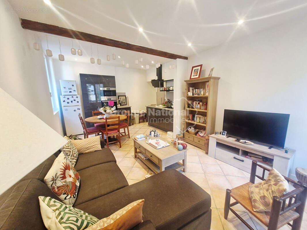 Appartement à L&#039;ISLE-SUR-LA-SORGUE