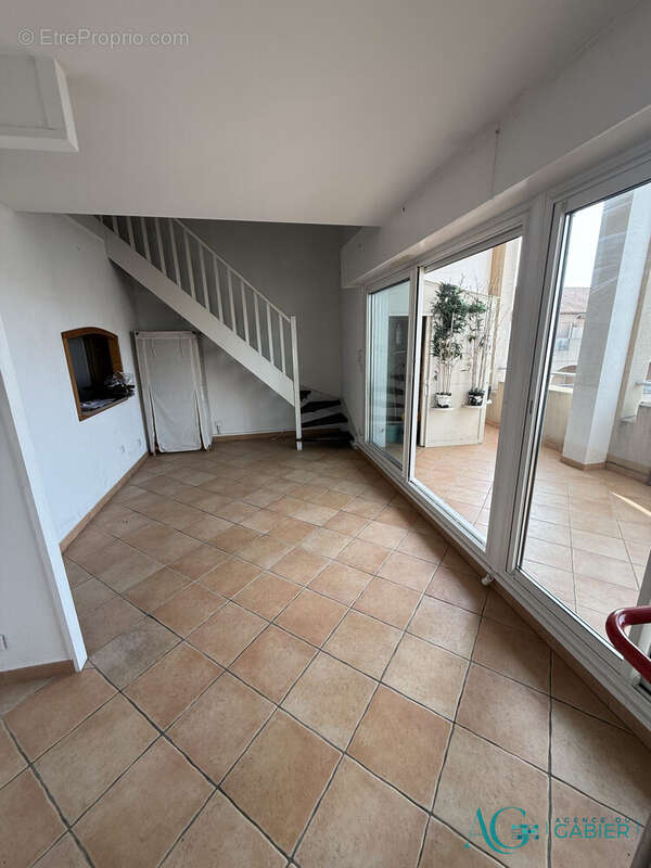 Appartement à HYERES