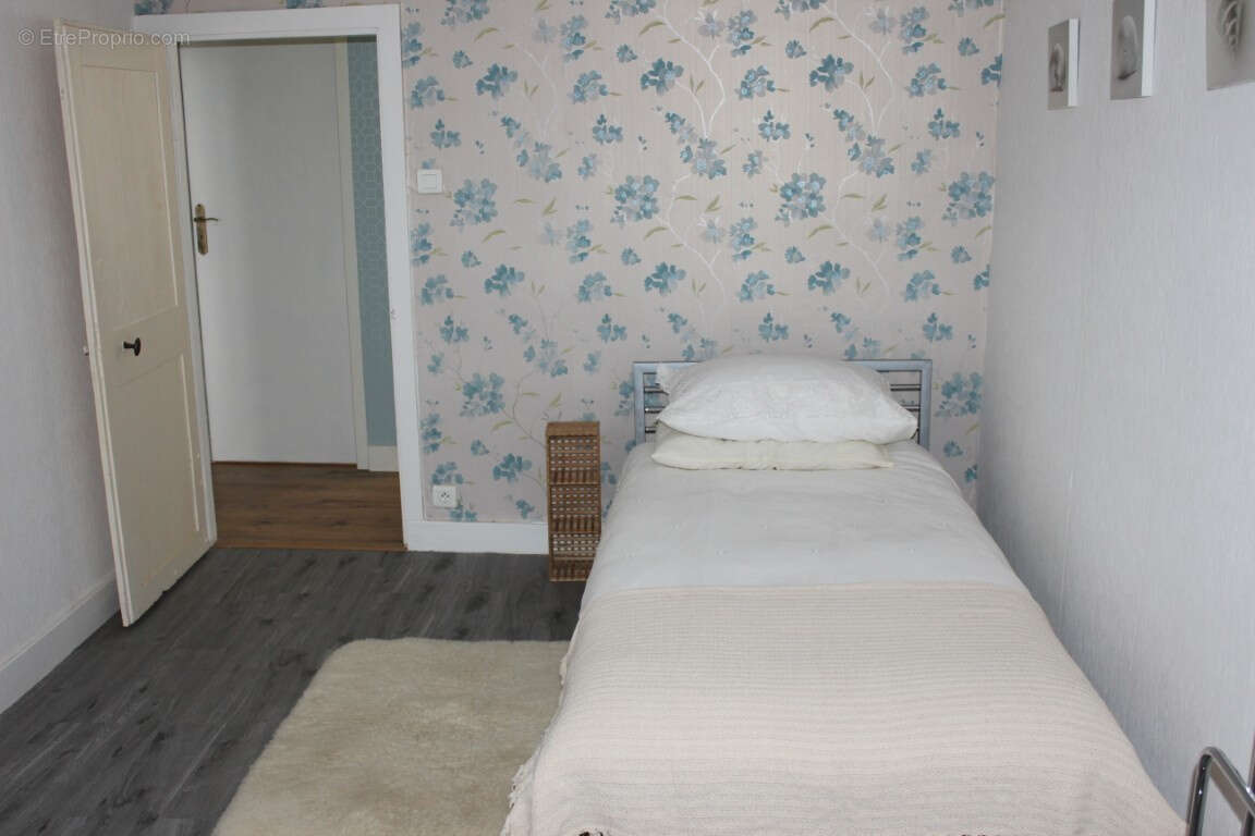 Maison à ARNAC-POMPADOUR