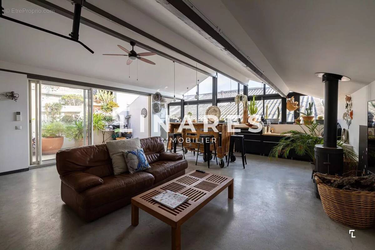 Appartement à MARSEILLE-8E