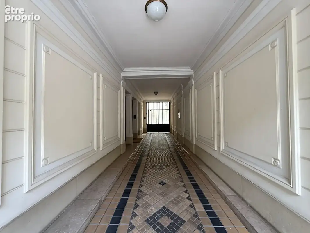 Pereire-Malesherbes Paris 17ème - Chambre de service 1 pièce 8 m² - photo 4