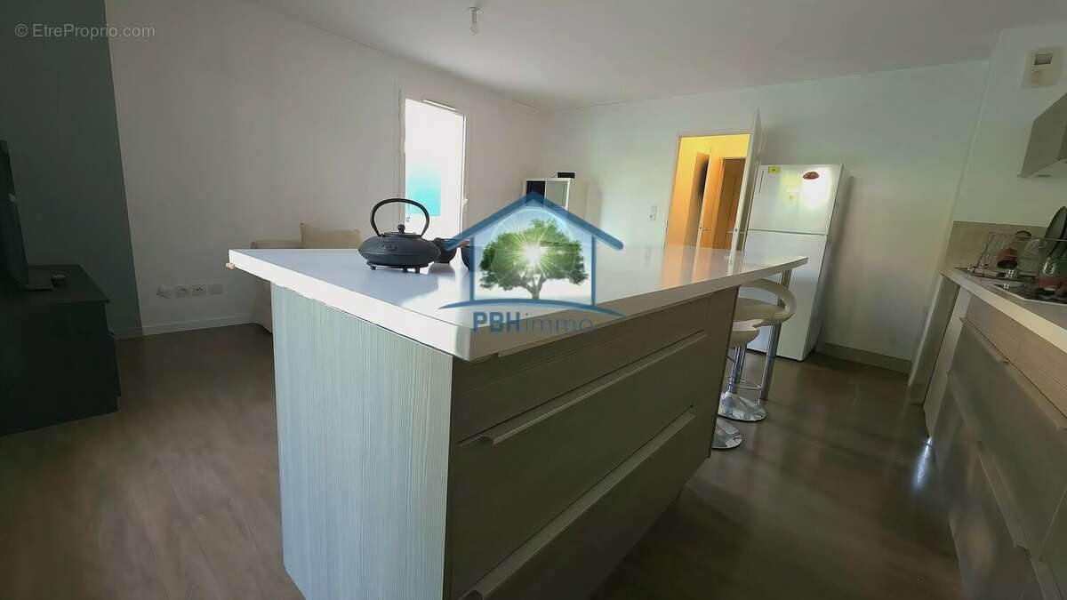 Appartement à MARSEILLE-14E