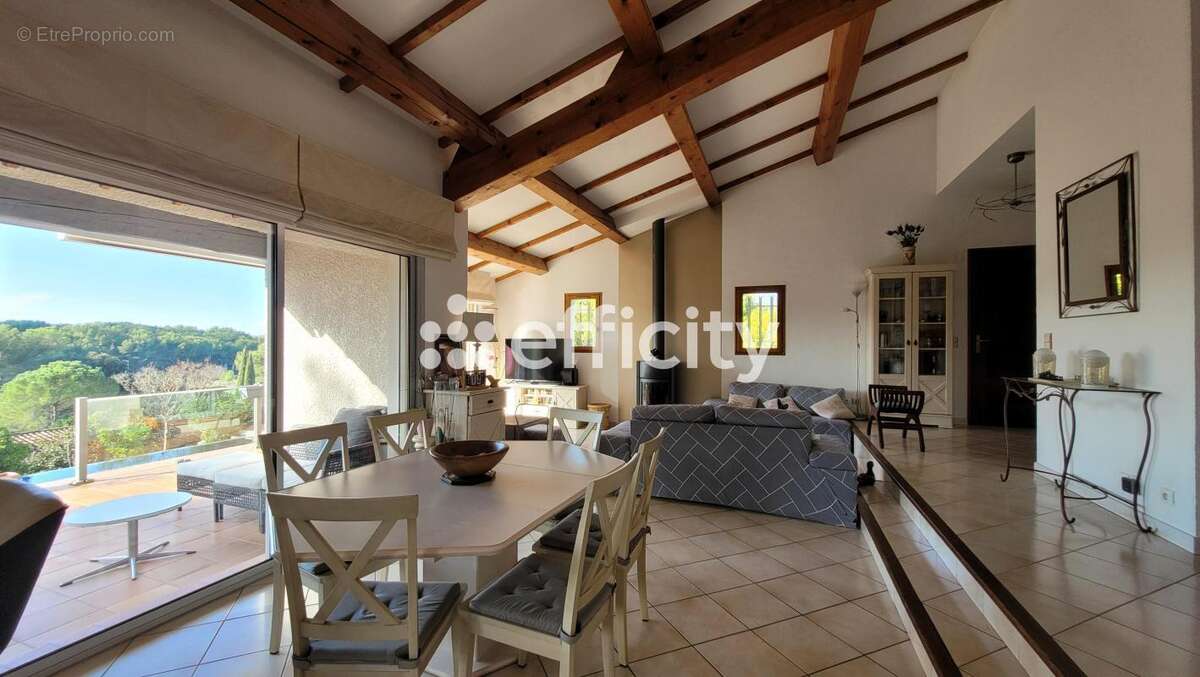 Maison à SANARY-SUR-MER