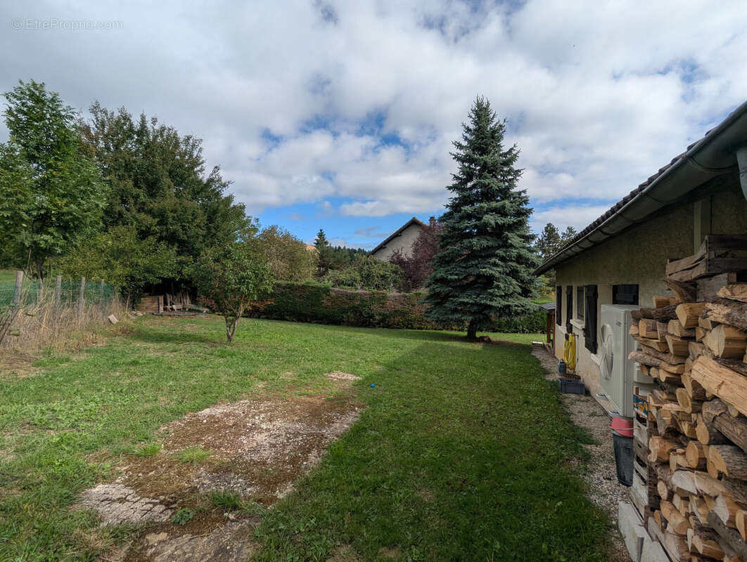 Maison à MONESTIER-DE-CLERMONT