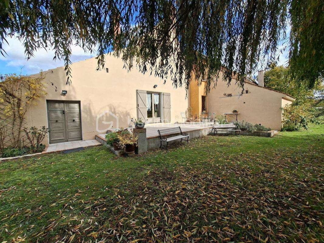 Maison à SAINT-BENOIT-SUR-LOIRE