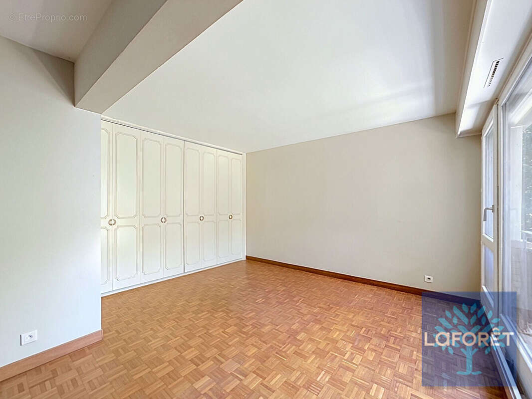 Appartement d'exception à Valenciennes ; Secteur prisé - photo 3