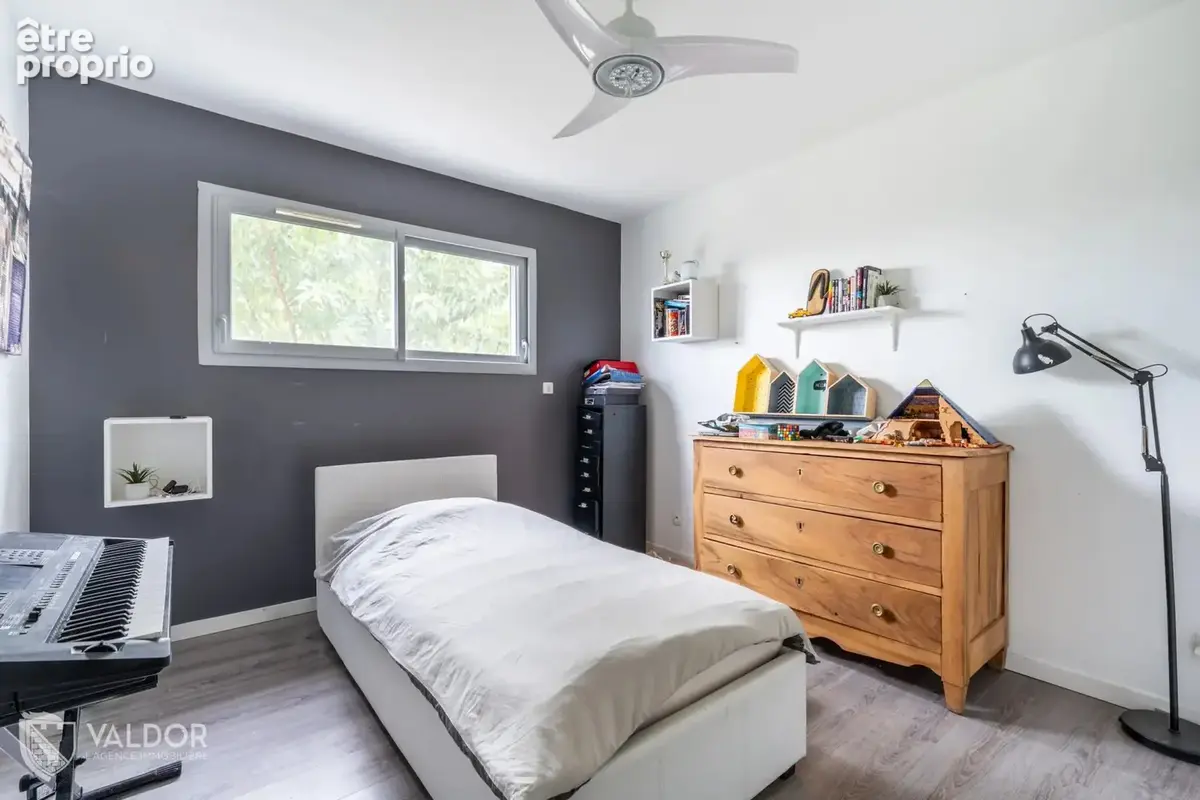 Hauteurs d'Anse - Maison familiale avec 4 chambres et jardin paysagé - photo 11