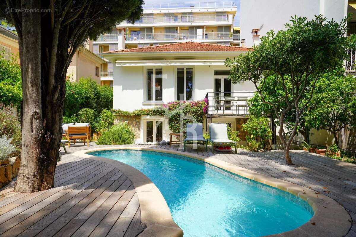 Maison à CANNES