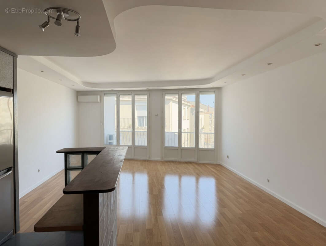 Appartement Sète  quartier théâtre 3 pièce(s) 70 m2 avec grand balcon et ascenseur - photo 6