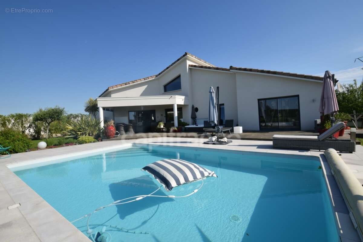Villa d'architecte 3 chambres - piscine - jacuzzi - dépendances - proche de MARMANDE (47) - photo 24