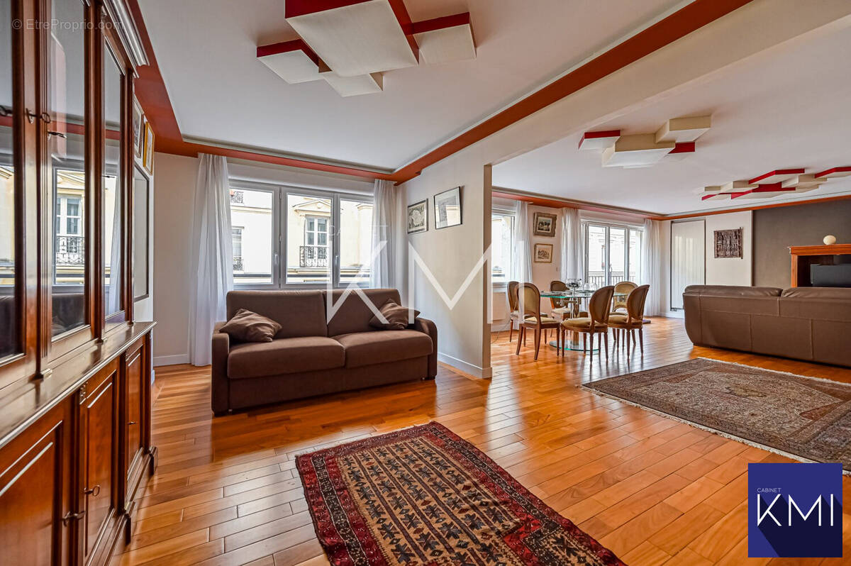 Appartement à PARIS-11E