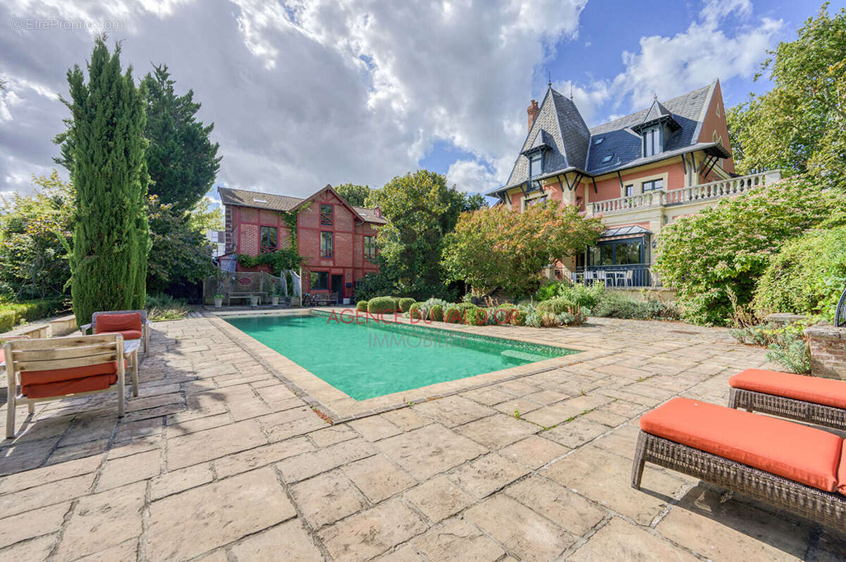 Maison à RUEIL-MALMAISON