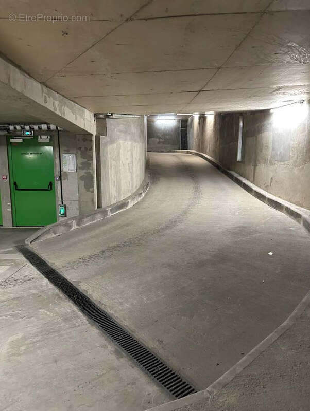 Parking à CHARTRES