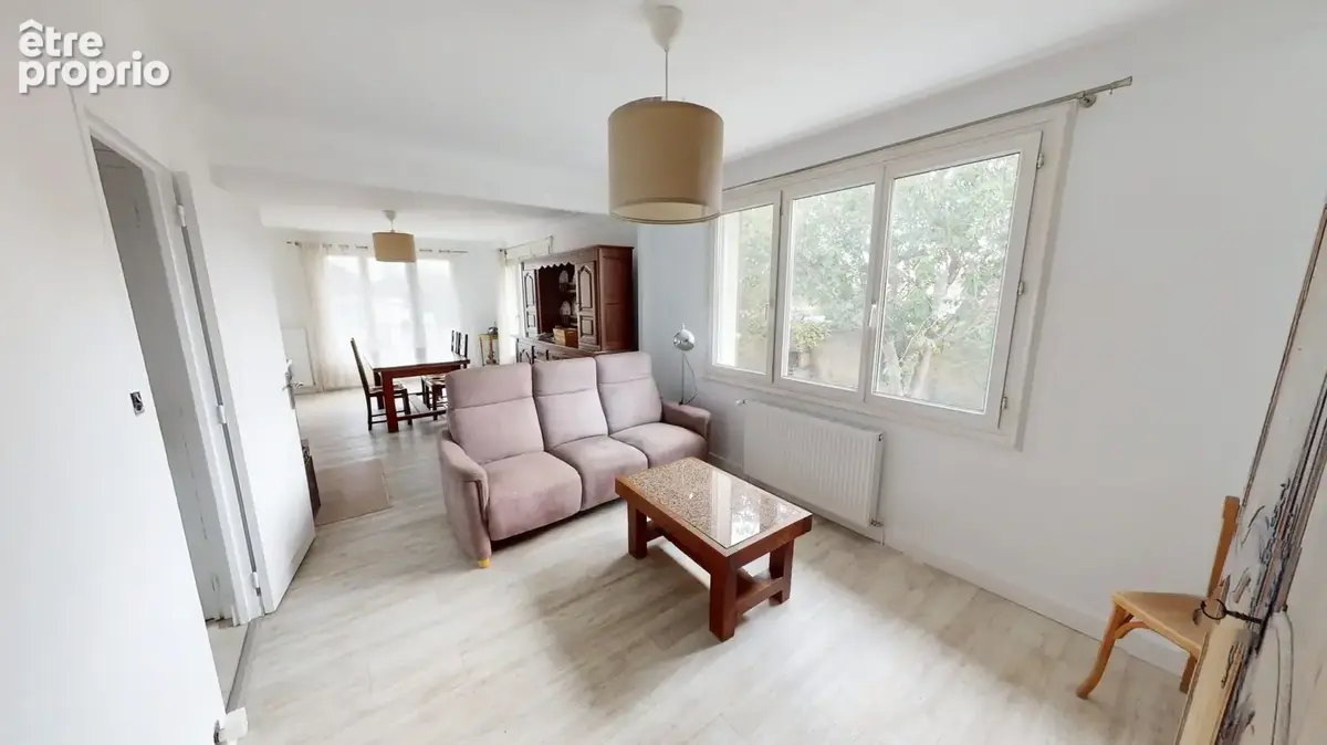 Maison 5 pièces 136 m² à vendre à Luc-Sur-Mer (14530) - photo 3