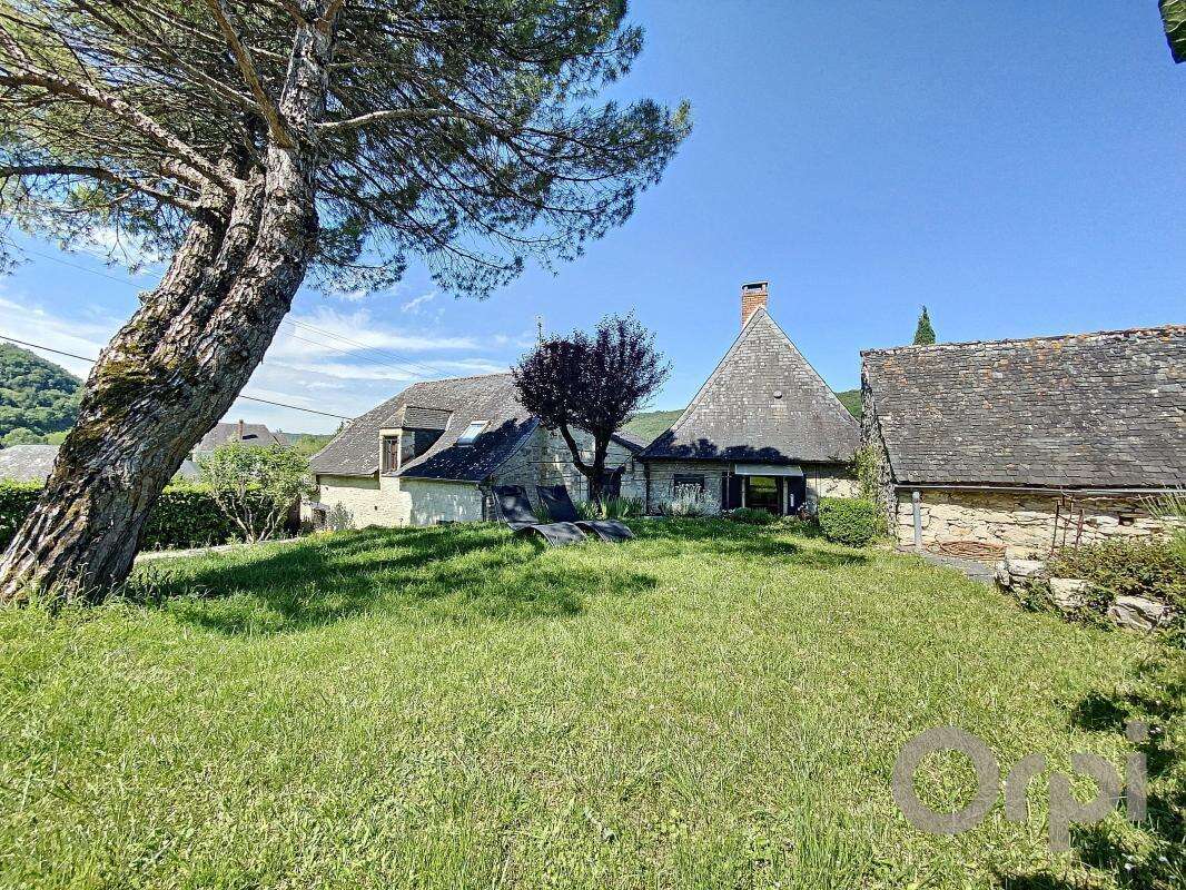 Maison à CONDAT-SUR-VEZERE