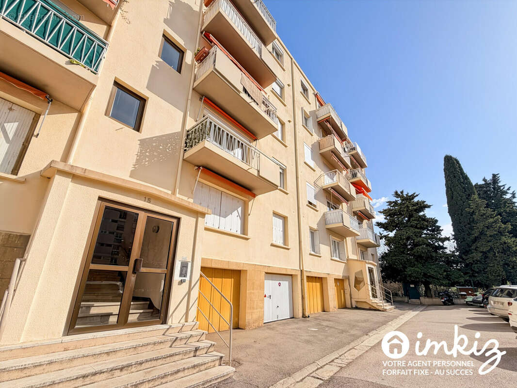 Appartement à MARSEILLE-8E