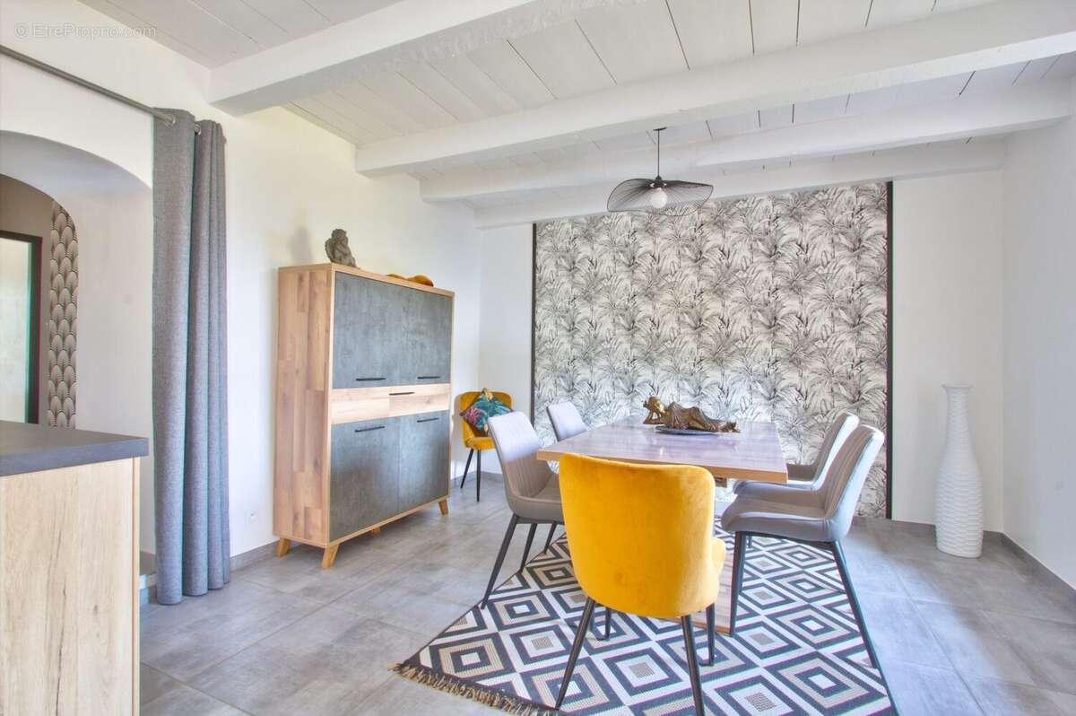 Maison 150 m² à Notre-Dame-Des-Millieres  - photo 7