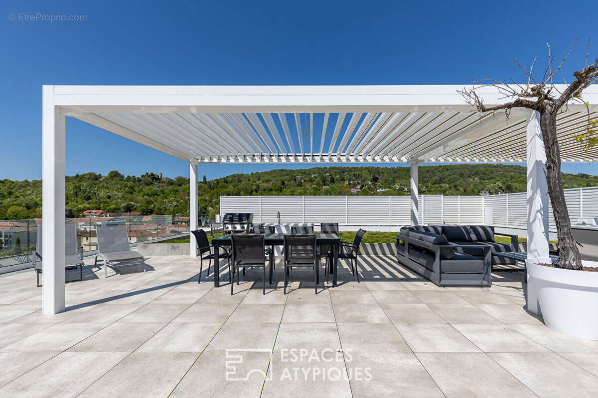 Appartement à SCY-CHAZELLES