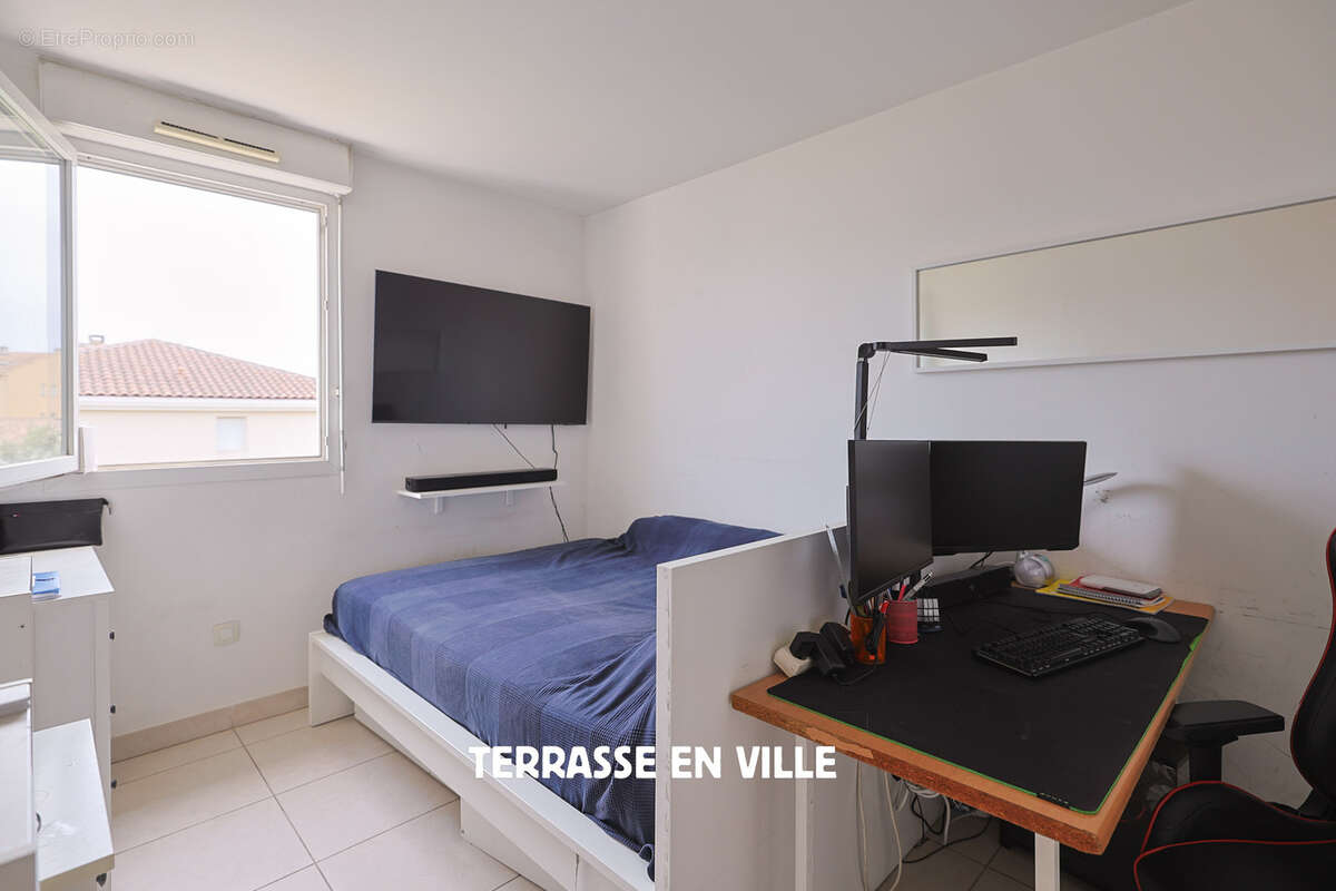 T4 dernier etage 90m2 - terrasse 38m2 - photo 11