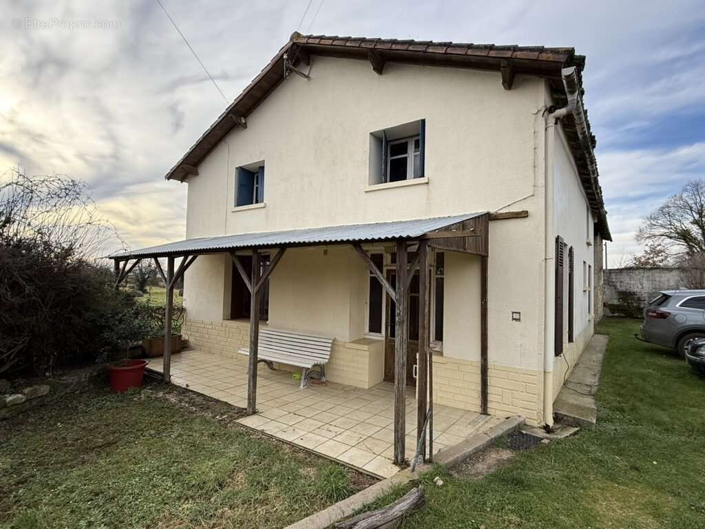 Maison à HANC