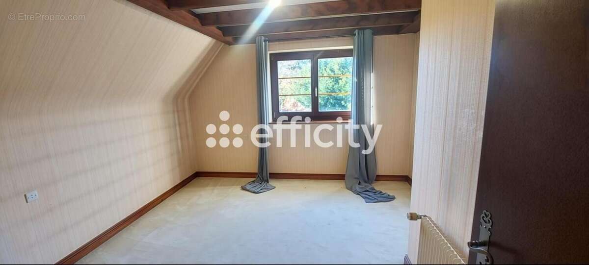 Maison 190 m² à Tagolsheim  - photo 13