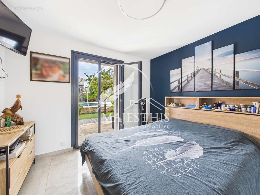 Appartement à LA VALETTE-DU-VAR