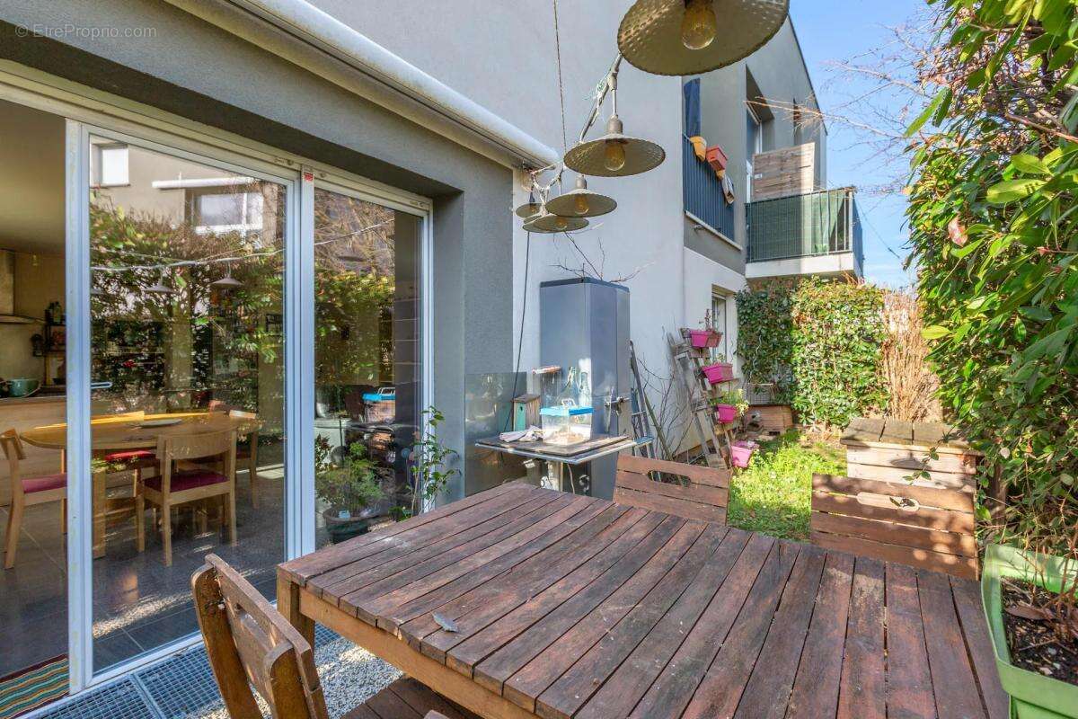 Appartement à SAINT-PRIEST