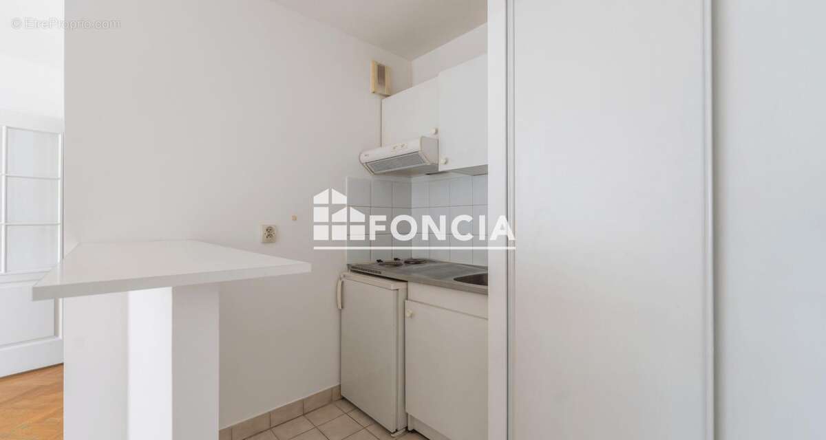 Appartement à PARIS-19E