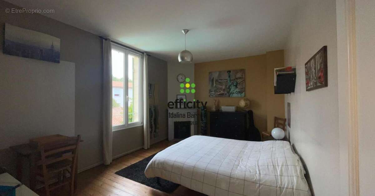 Maison à CHATEAUNEUF-SUR-CHARENTE