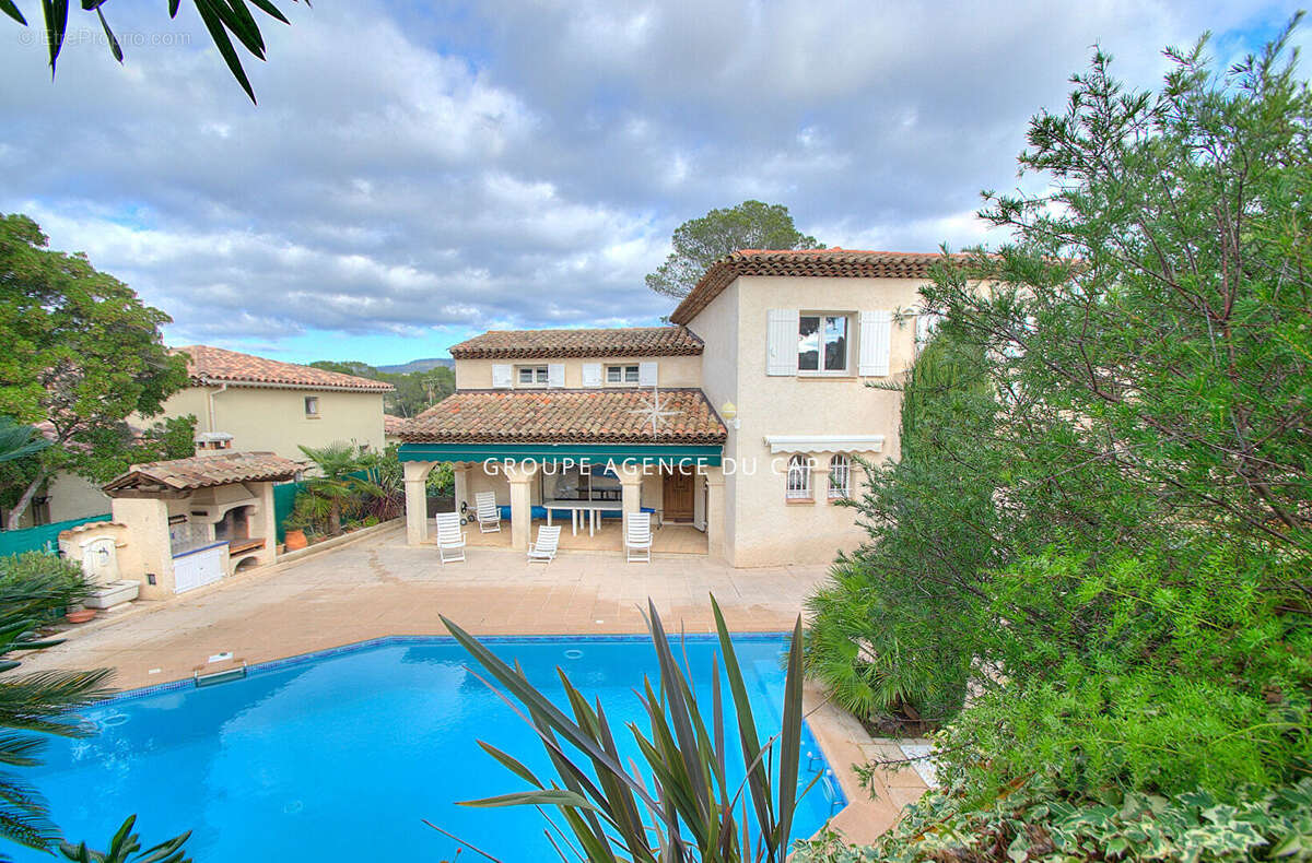 Maison à SAINT-RAPHAEL