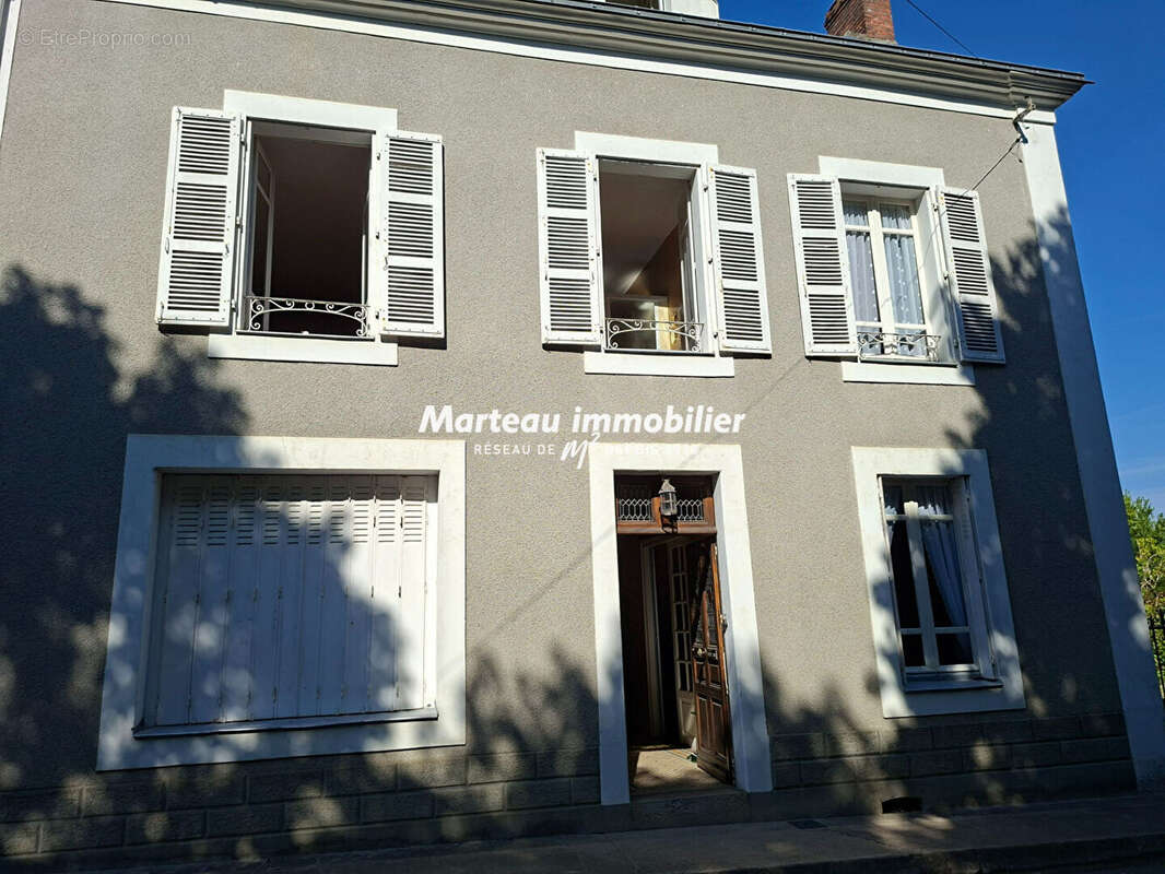 Maison Mayet 9 pièce(s) 292 m2 - photo 13