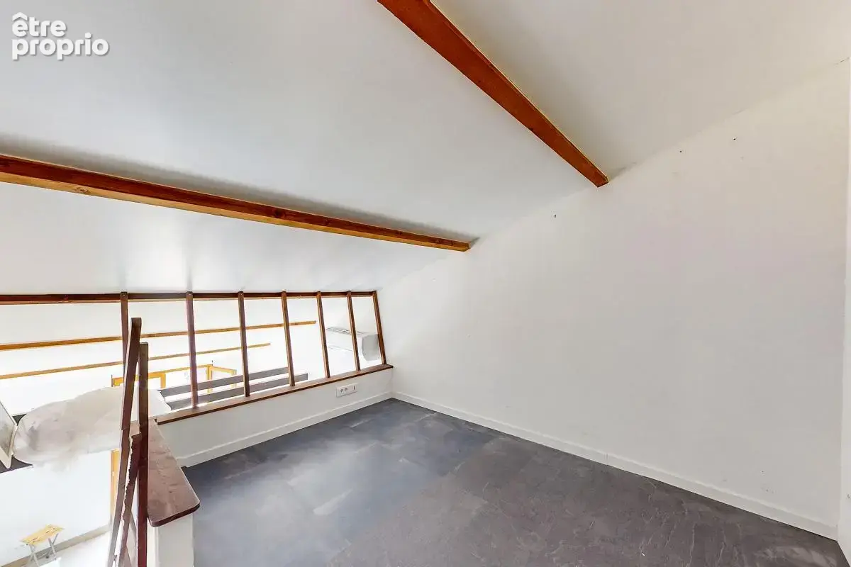 Bien rare a Carnoux-en-Provence - Studio de plain-pied avec jardin privatif - photo 6