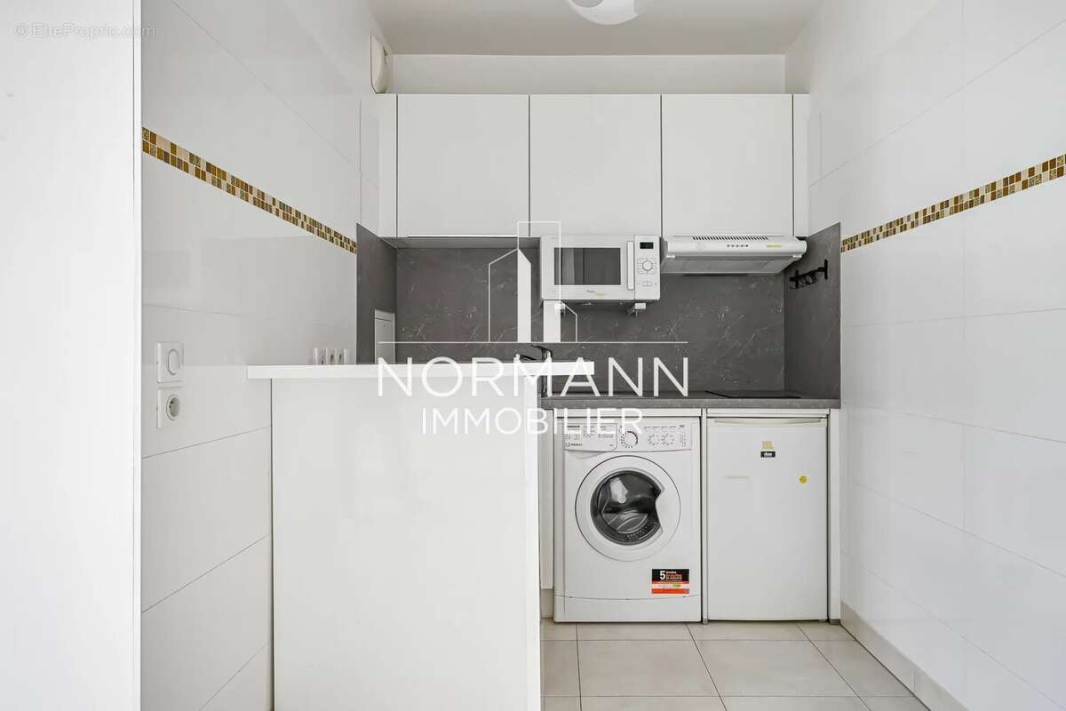 Appartement à LEVALLOIS-PERRET