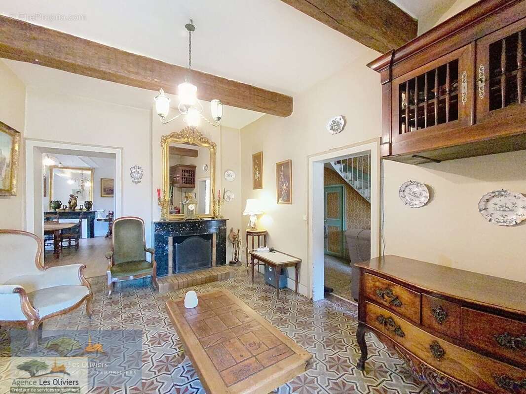 Maison à SAINT-GEORGES-D'ORQUES